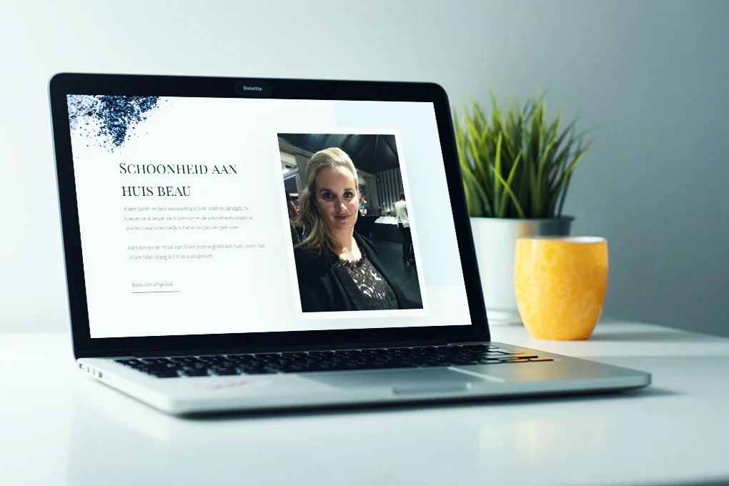 Mockup-schoonheidaanhuisbeau Mockup-schoonheidaanhuisbeau